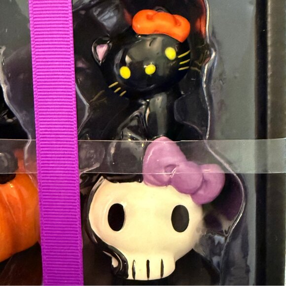 Hello Kitty Halloween‎ Pumpkin Stacking Salt & Pepper Shaker Set - Picture 8 of 8